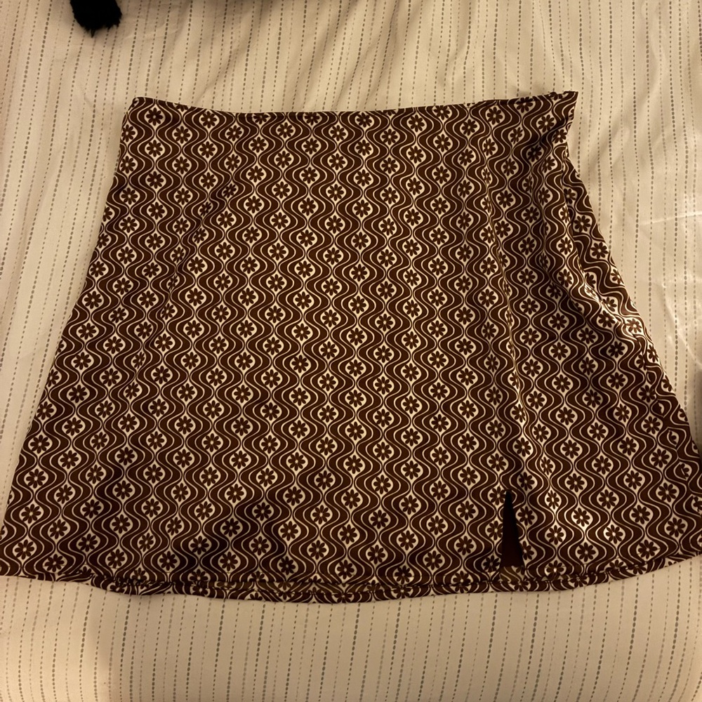 Hollister Brown and White Patterned Mini Skirt